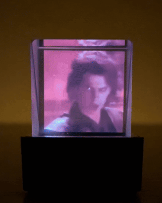 Holografischer Kristallwürfel